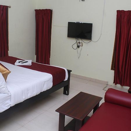 Skyry Hotels T Nagar Csennai Kültér fotó