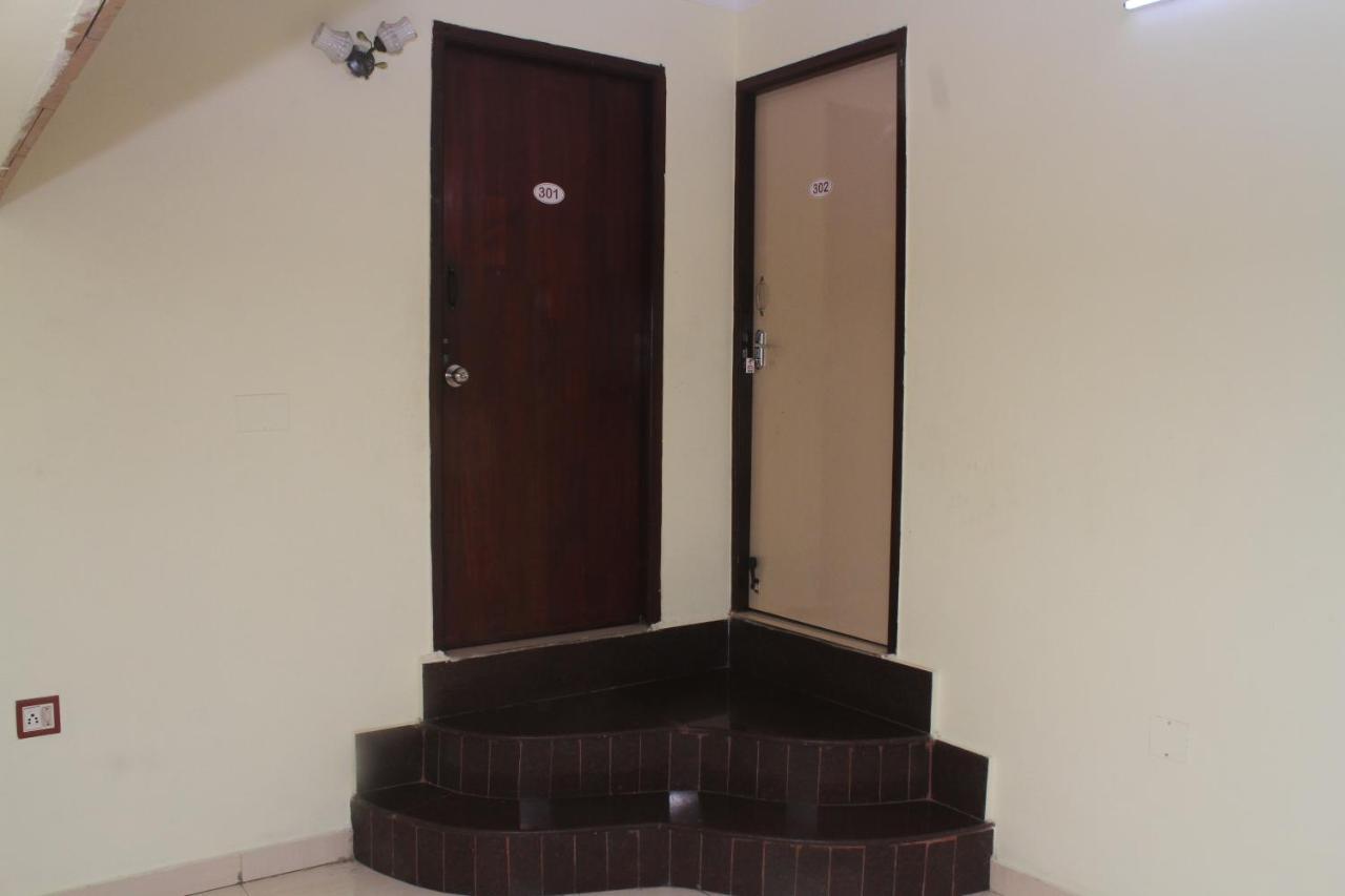 Skyry Hotels T Nagar Csennai Kültér fotó