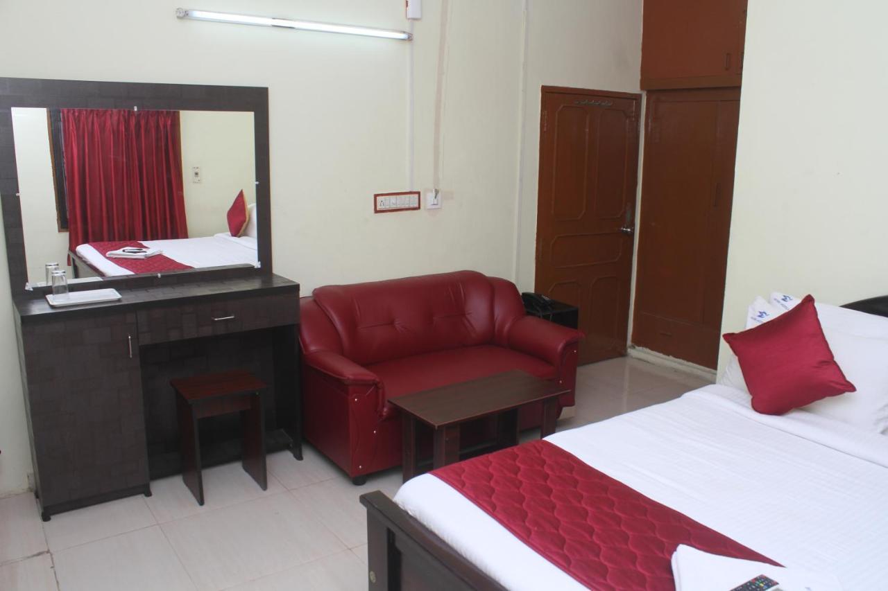 Skyry Hotels T Nagar Csennai Kültér fotó