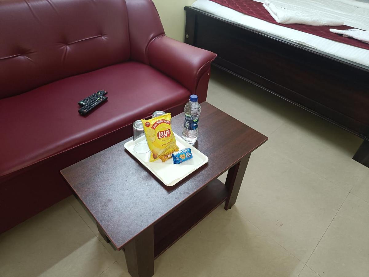 Skyry Hotels T Nagar Csennai Kültér fotó